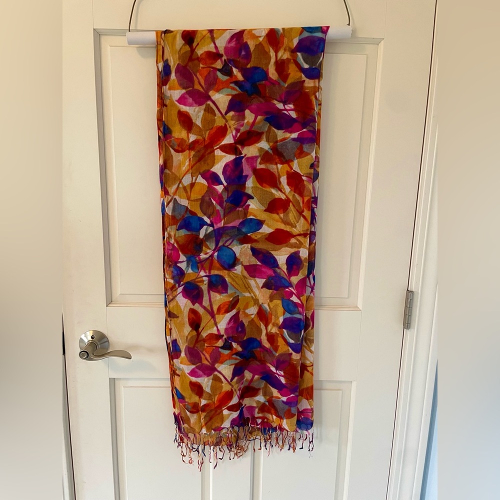 Colorful Leaf Pattern Over-sized Scarf